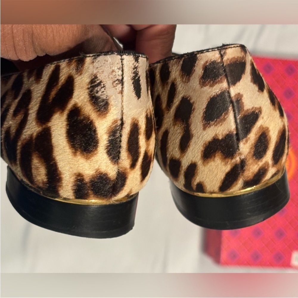 Tory Burch Animal Print Flats with Gold Accent - Picture 8 of 11
